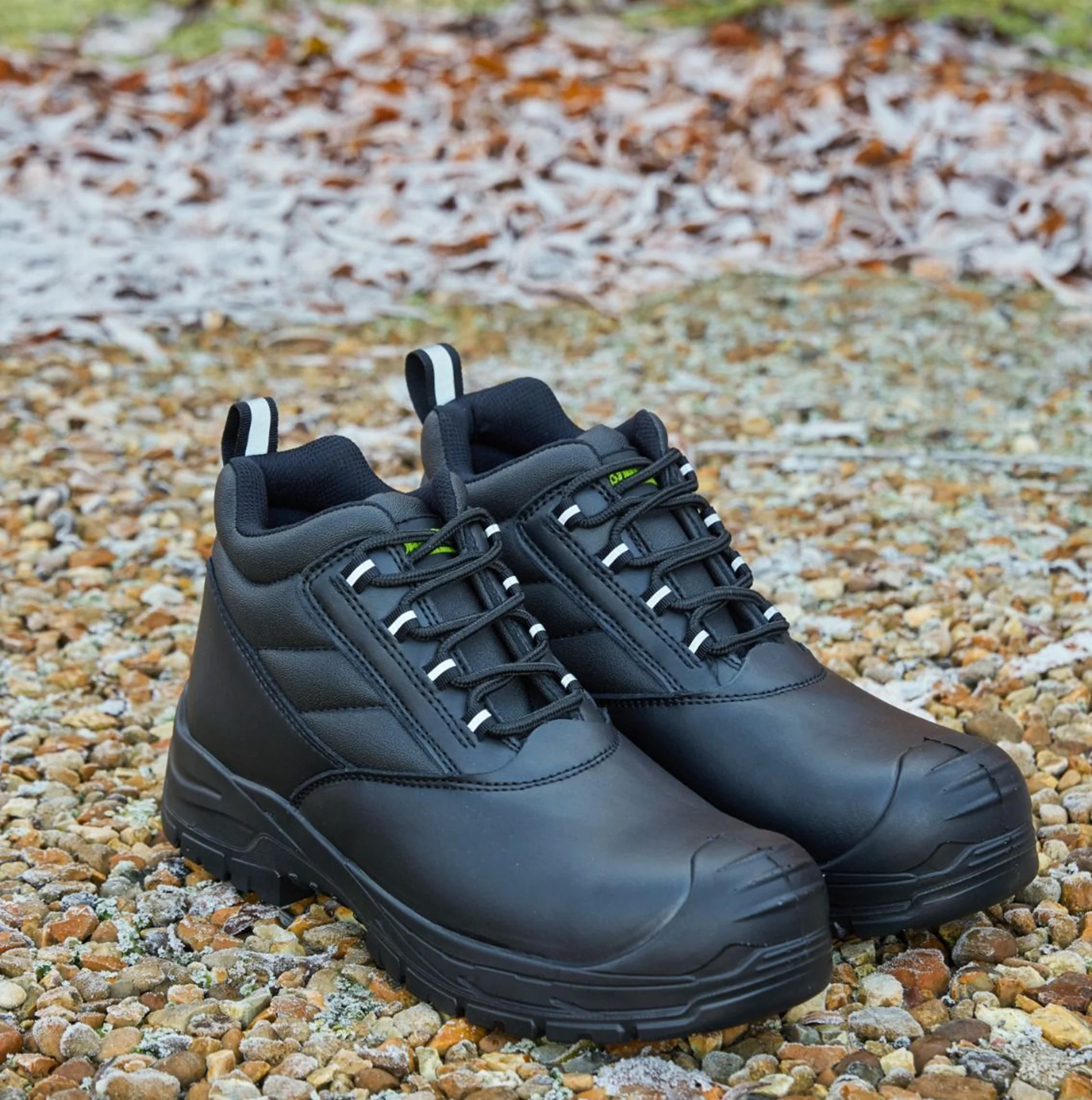 Apache HAMILTON Unisex Boots Black - Image 2