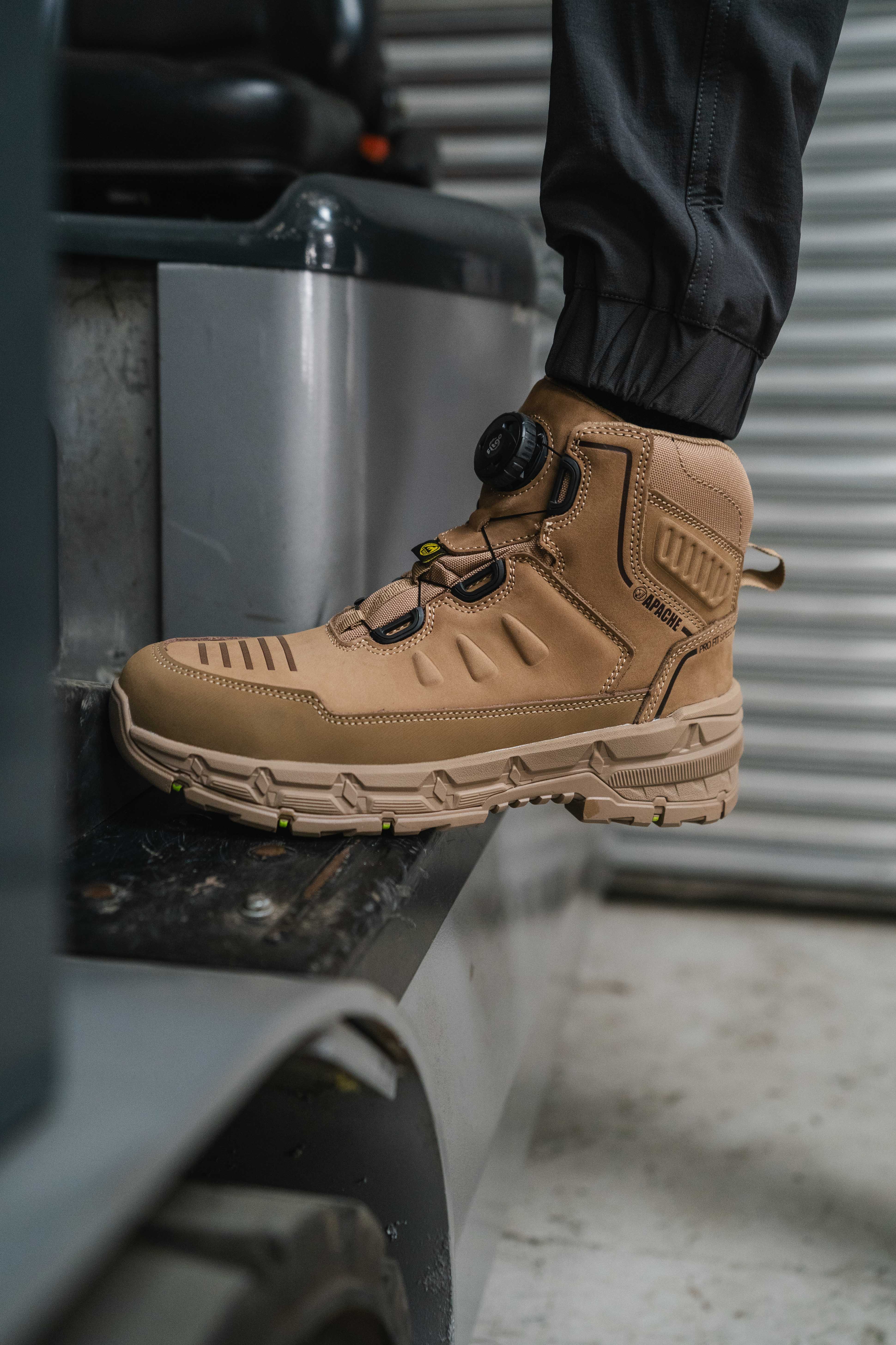 Apache STONEHENGE Unisex Adults Safety Boots Stone - Image 2