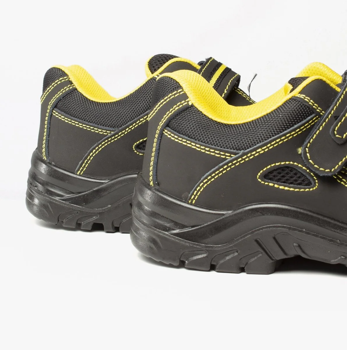 Amblers Safety FS77 Unisex Safety Trainers Black - Image 11