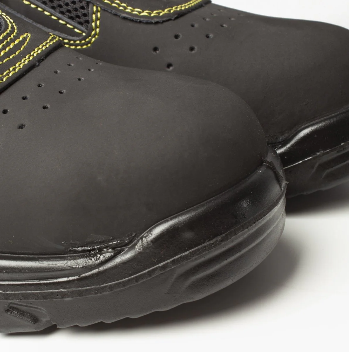 Amblers Safety FS77 Unisex Safety Trainers Black - Image 12