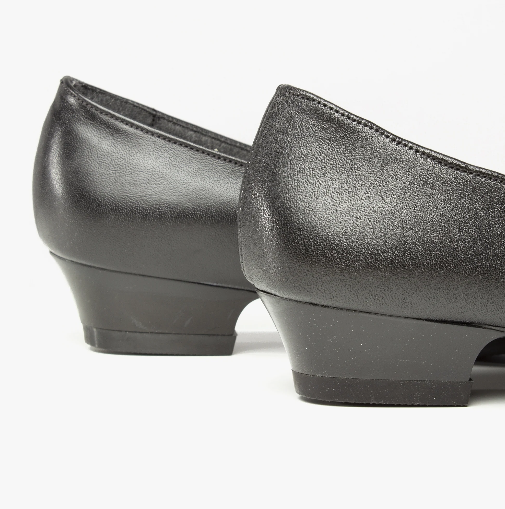 Amblers Safety FS96 Womens Leather Safety Court Shoes Black - Image 2