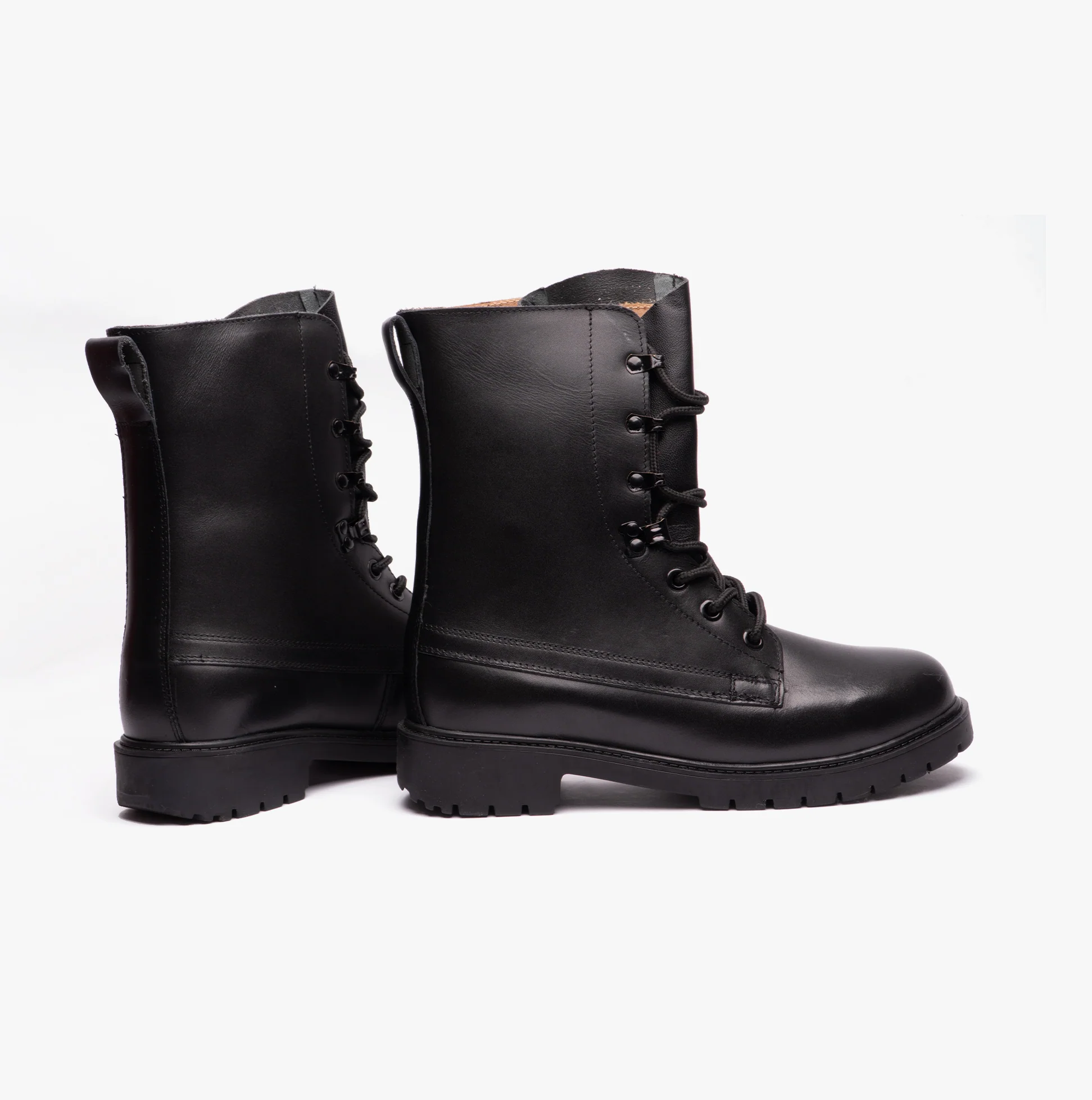 Grafters M9666A Unisex Leather Assault Boots Black - Image 2